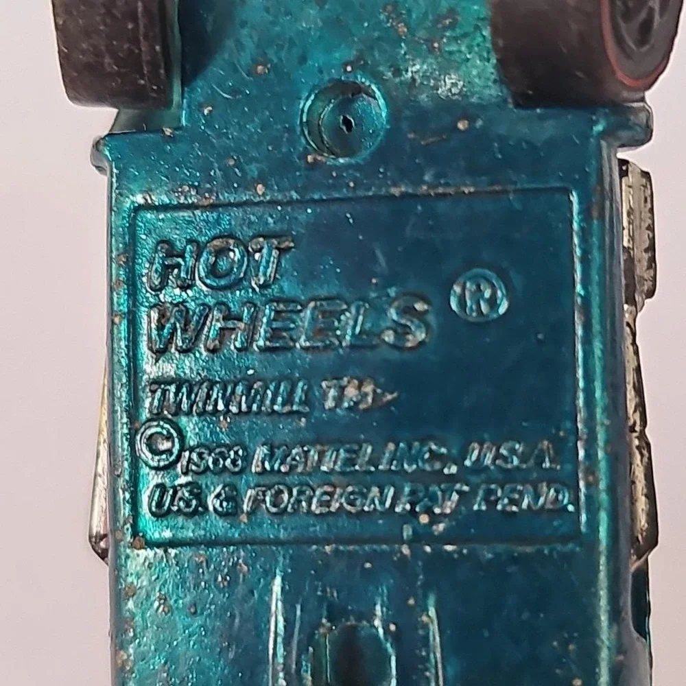 1968 Hot Wheels Twin Mill Spectraflame Blue Redline‎ USA Vintage Diecast Car